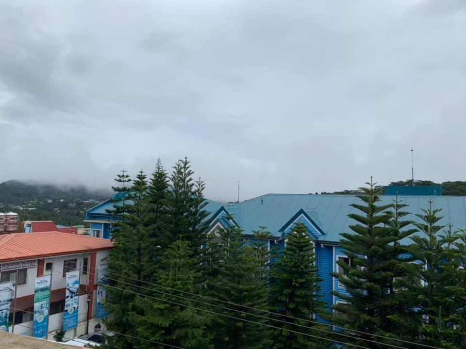 North 27 Hill Transient Rooms Near Microtel Inn And Victory Liner Baguio Baguio City Esterno foto